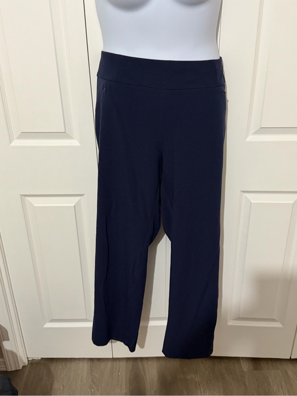 Women's Navy Wide-Leg Pull-On Pants 16ws